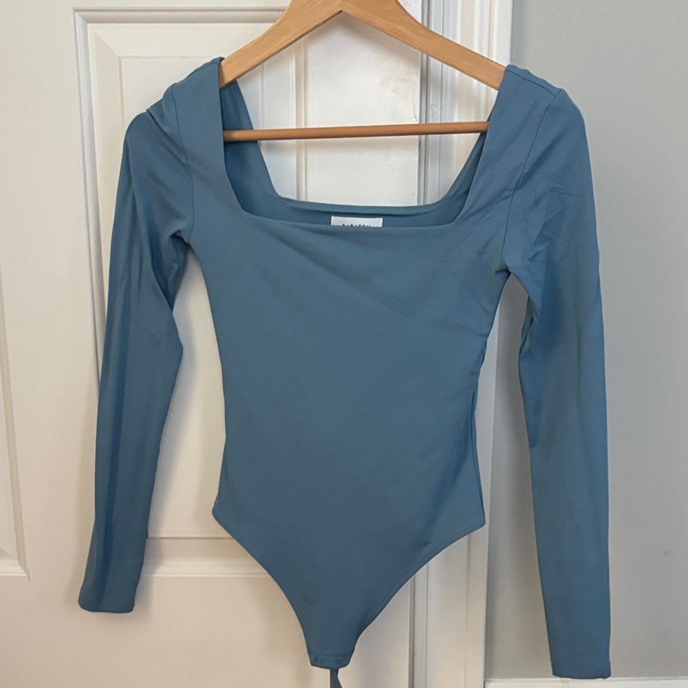 ARITZIA  Long Sleeve Bodysuit